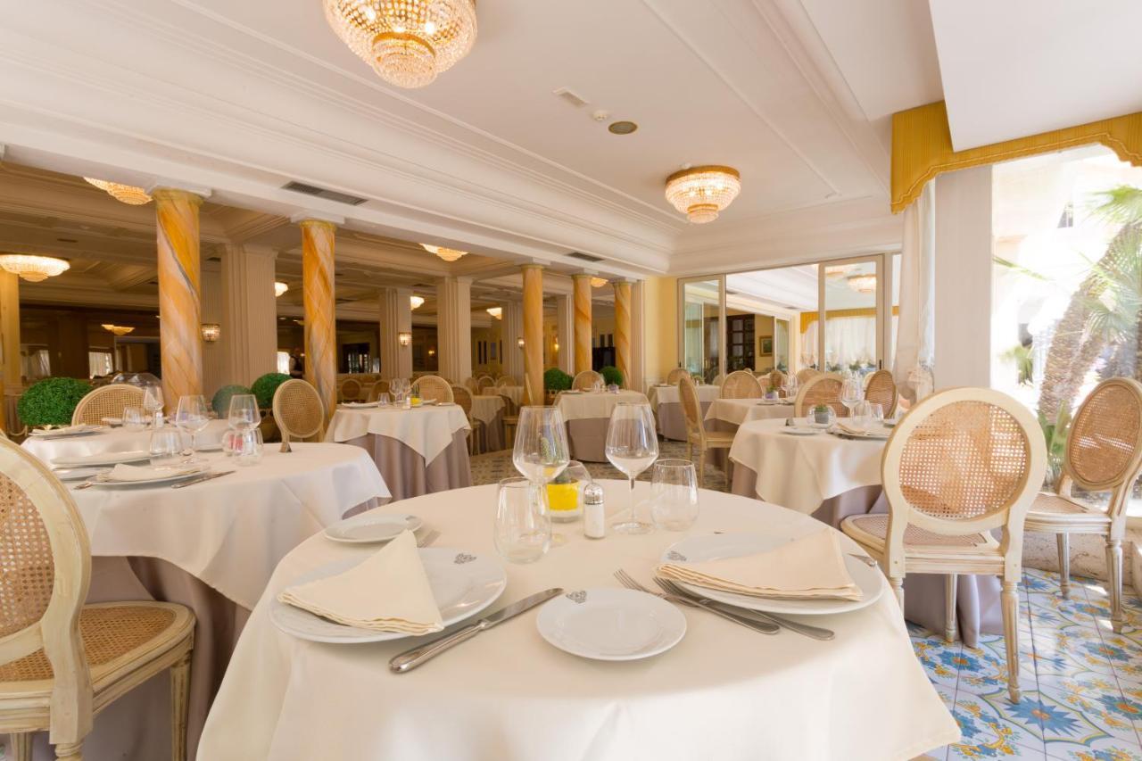 Hellenia Yachting Hotel & Spa Giardini Naxos Esterno foto