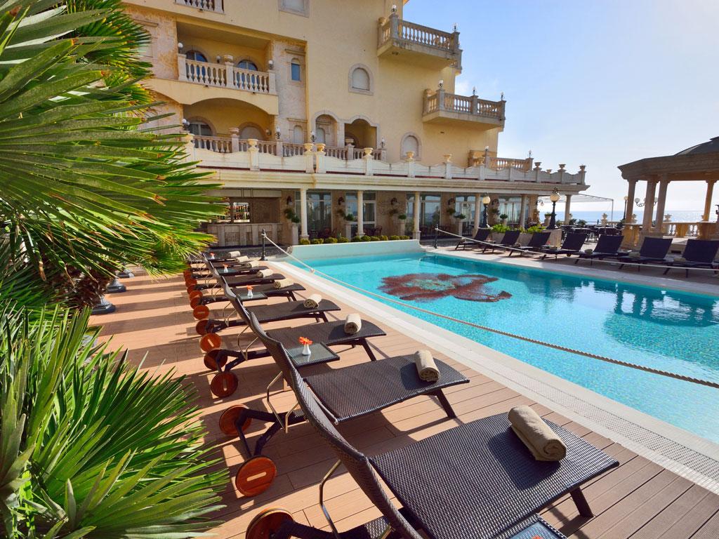 Hellenia Yachting Hotel & Spa Giardini Naxos Esterno foto