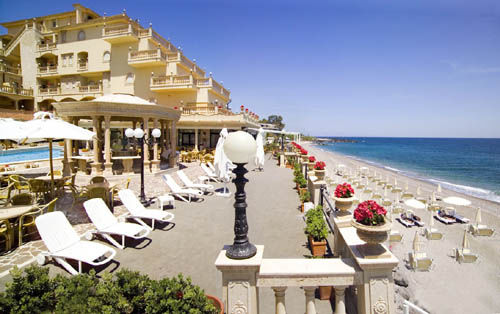 Hellenia Yachting Hotel & Spa Giardini Naxos Esterno foto