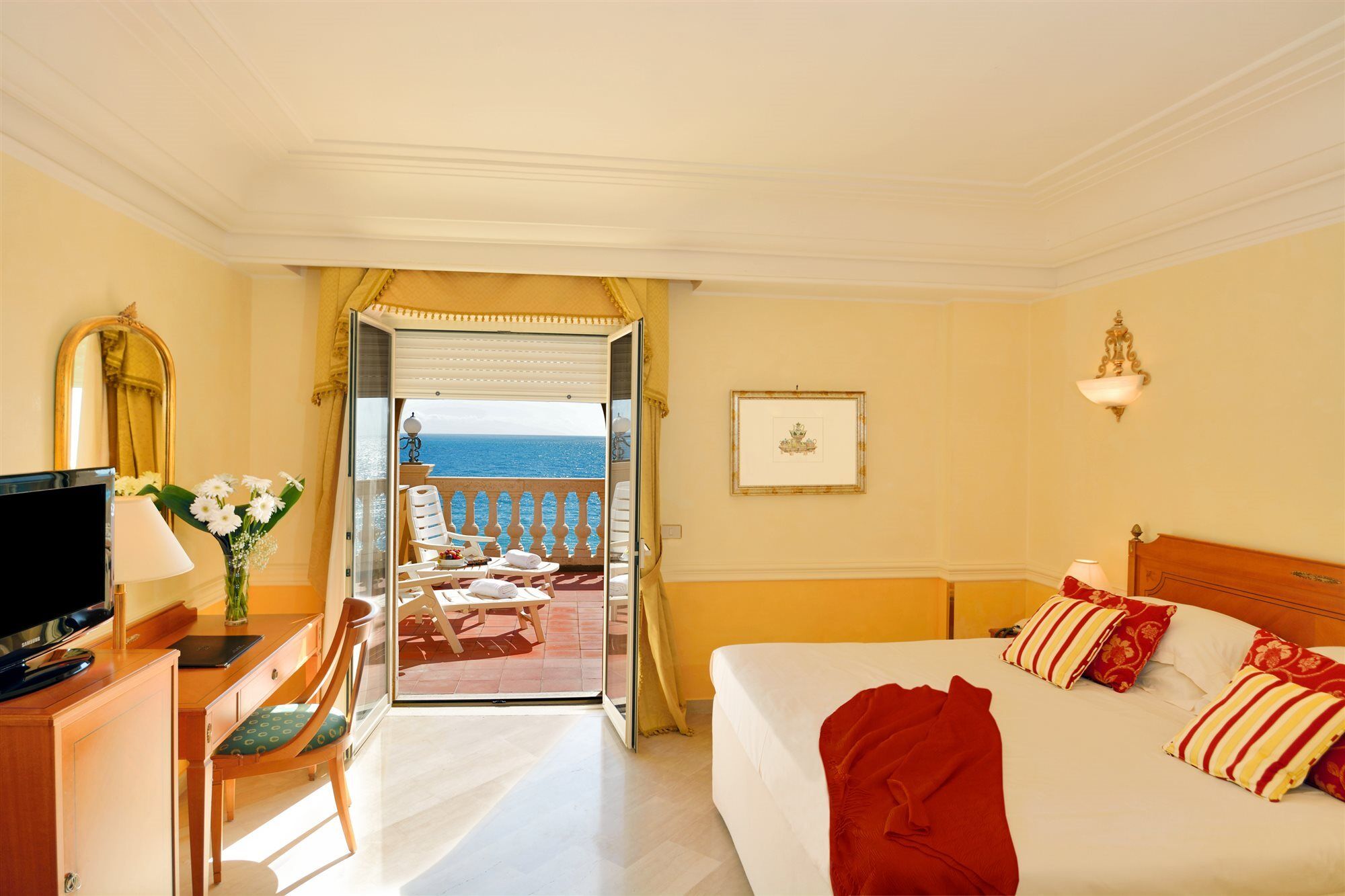 Hellenia Yachting Hotel & Spa Giardini Naxos Esterno foto